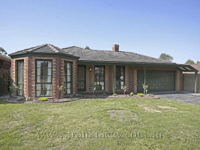 COLONIAL CHARM - CONVENIENT LOCATION Picture COLONIAL CHARM - CONVENIENT LOCATION Picture