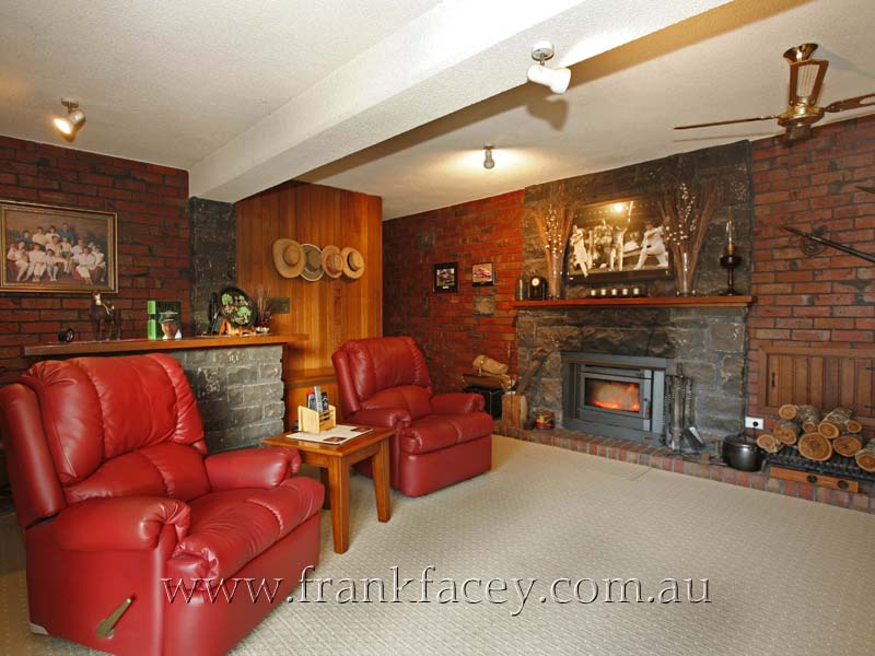 AN OUTSTANDING PROPERTY WITH THE 3 P'S - PRESENCE, PREMIUM QUALITY AND PRIME POSITION Picture 2