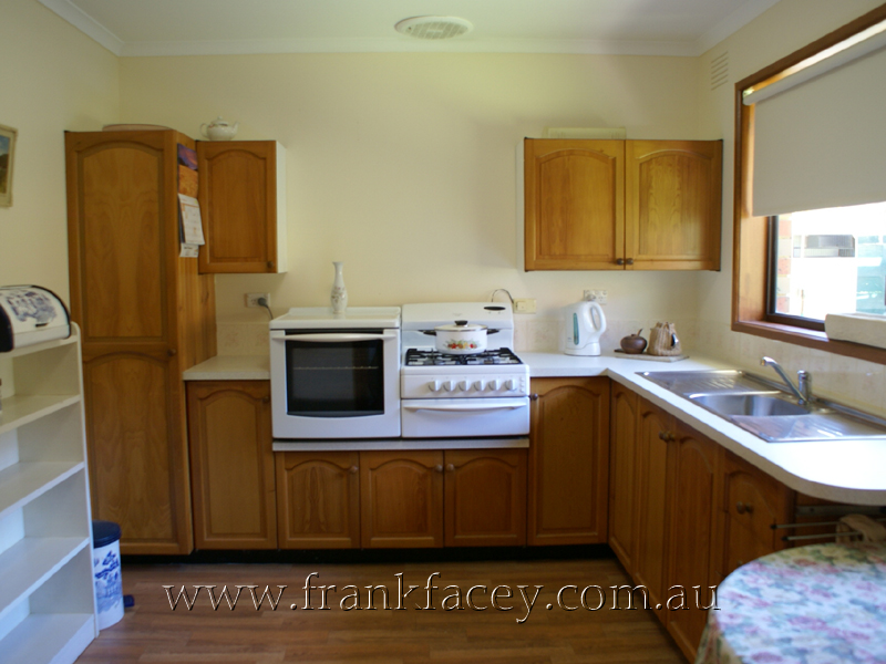 RETIREMENT VILLAGE - TWO BEDROOM UNIT Picture 3