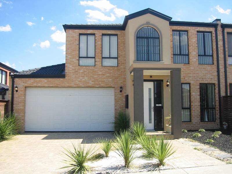 LARGE FOUR BEDROOM HOME IN BRYN MAW ESTATE Picture 1