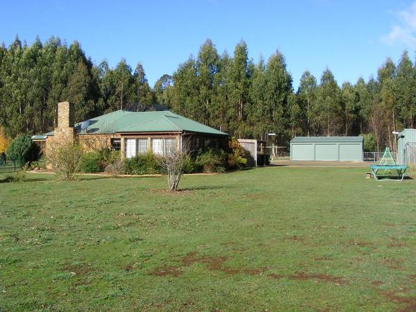 40ha PROPERTY WITH INCOME Picture 2