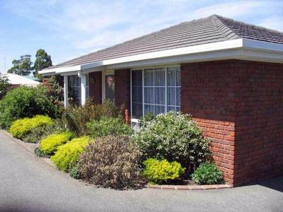 WEST LAUNCEStON Picture