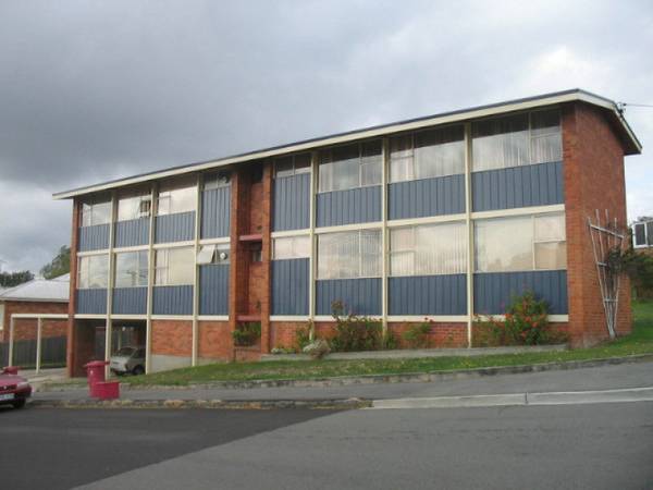 EAST LAUNCESTON Picture 1