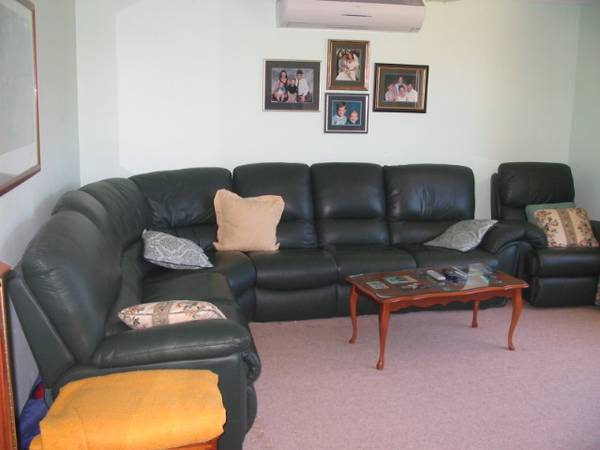 FULLY REFURBISHED HOME Picture 2