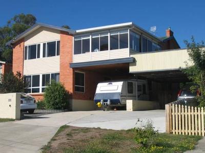 STUNNING VIEWS Picture