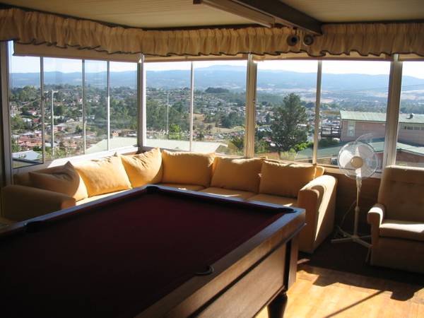 STUNNING VIEWS Picture 2