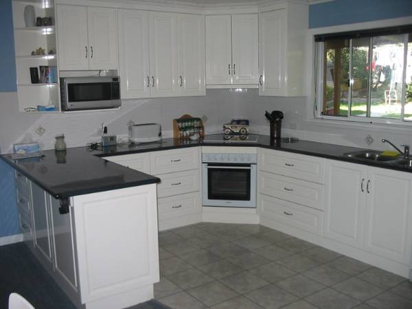 STUNNING VIEWS Picture 3