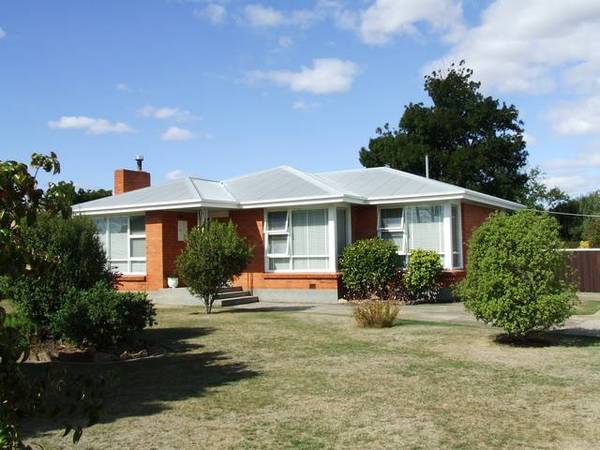 Motivated Vendors!
Reduced to $275,000 Picture 1