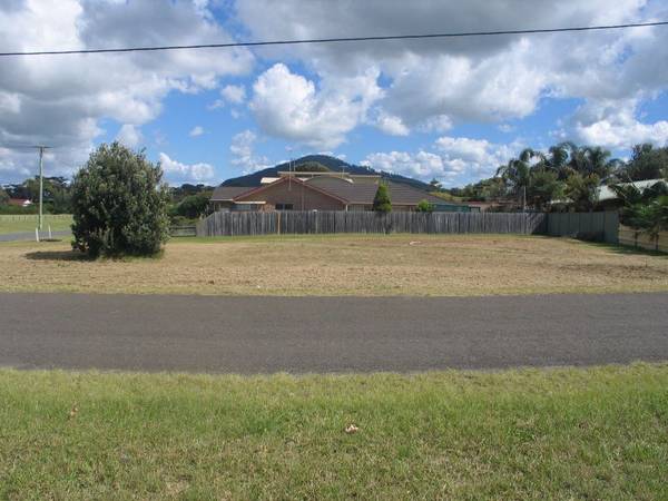 Perfect Location For Your Dream Home Picture 2