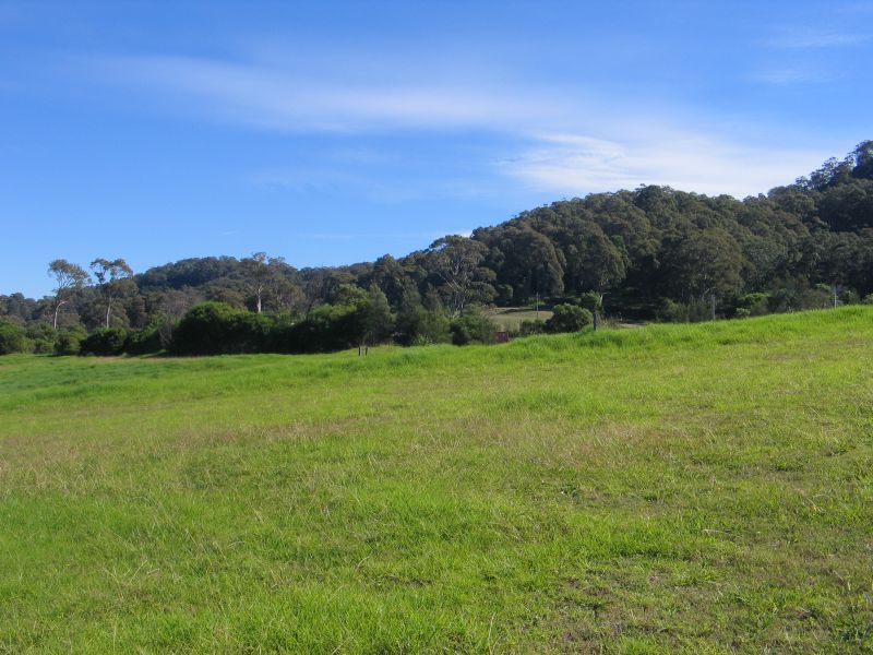 "Vacant Elevated Block - Superb Views" Picture "Vacant Elevated Block - Superb Views" Picture