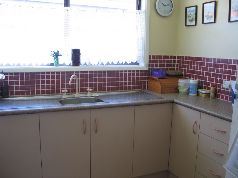 River Side Bargain Picture 2