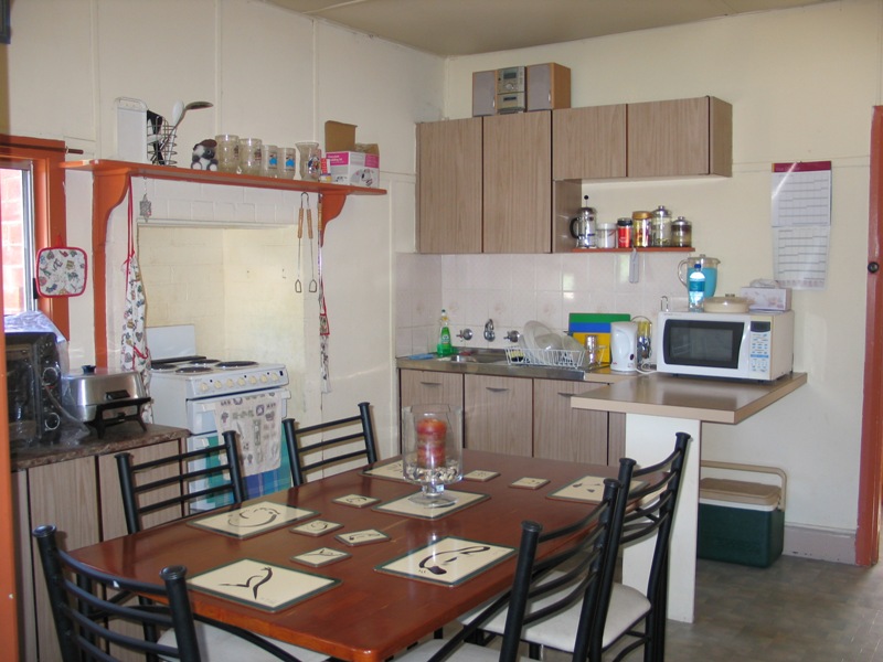 Do you want a low-cost house? Picture 2