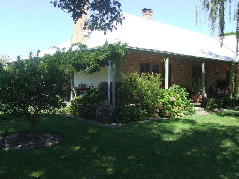 Peaceful, Pastoral Setting Picture 1