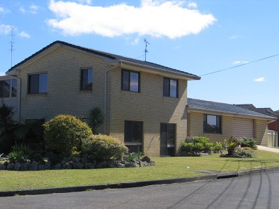 Bring the boat, caravan, cars and the kids! Picture