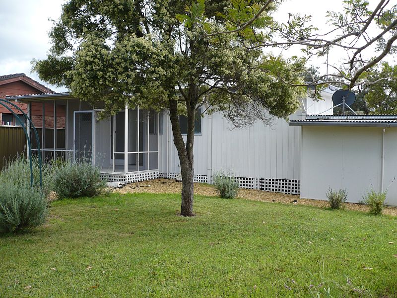 2 bedroom House Picture 2