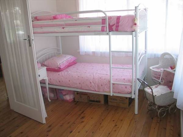 Want A Little Beach House Escape? Picture 3