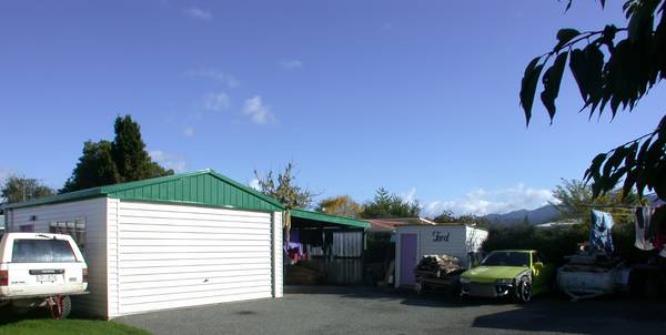 FAMILY HOME IN EXCELLENT LOCATION Picture 3