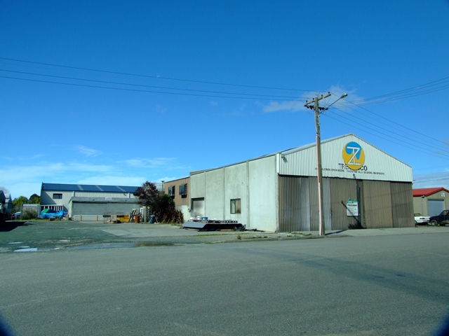 * OPPORTUNITY* Rare Freehold Industrial Space Picture 1