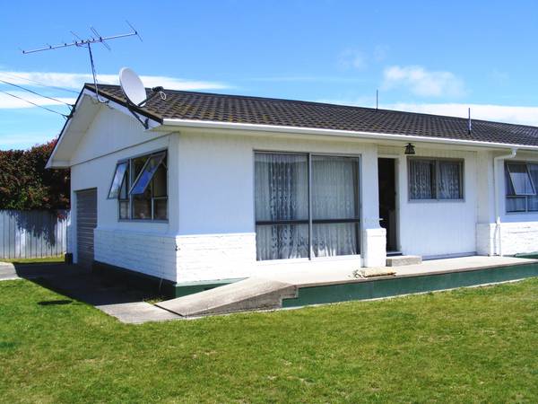 FLAT OUT FANTASTIC Picture 1