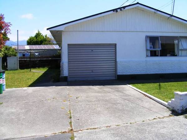 FLAT OUT FANTASTIC Picture 3