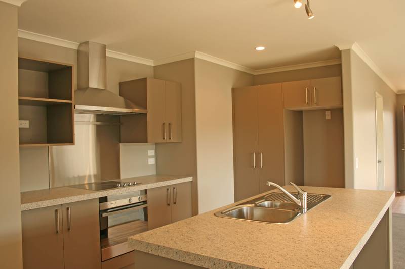 WHY BUILD, IT'S ALL DONE HERE! Picture 3