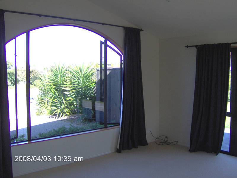 MODERN & SPACIOUS Picture MODERN & SPACIOUS Picture