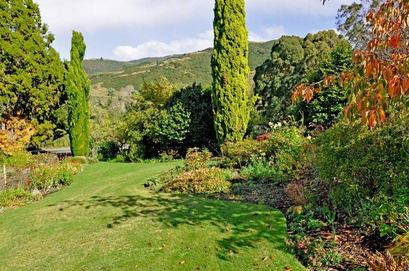 HISTORIC - LATE 1800'S VILLA Picture 2