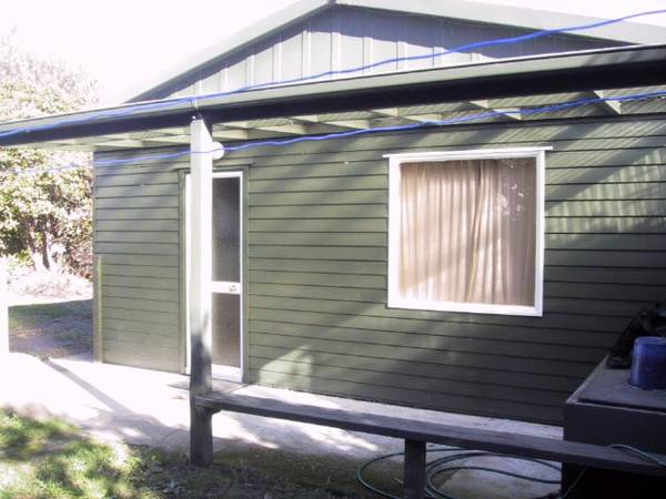 TIDY & TASTEFUL Picture 2