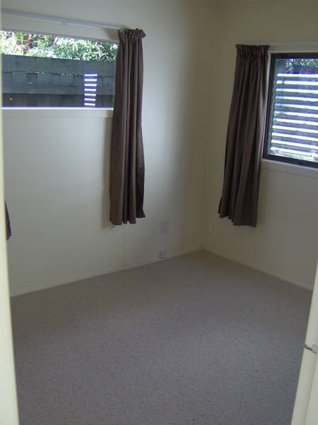 TIDY & TASTEFUL Picture 3