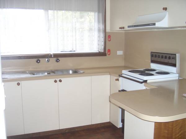 EASY TO LOOK AFTER Picture 3