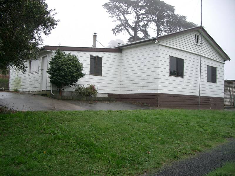 RURAL - 4 BEDROOM FAMILY HOME Picture 1