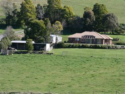 Peaceful Rural Setting On The Edge Of Town Picture Peaceful Rural Setting On The Edge Of Town Picture