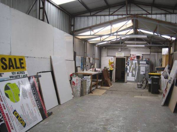 Sign Writing Design & Manufacture Picture 2