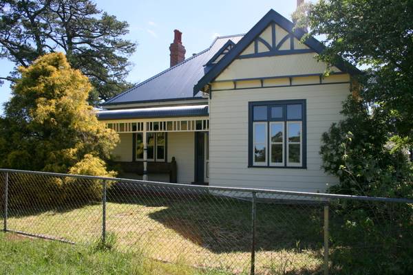 Victorian Home On 32 Acres Picture Victorian Home On 32 Acres Picture