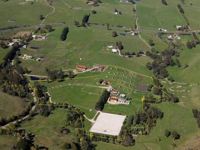 Kardella Palms - An Equestrian Dream. Picture