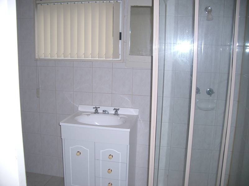 ONE BEDROOM RESIDENCE Picture 2