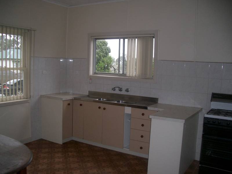 ONE BEDROOM RESIDENCE Picture 3