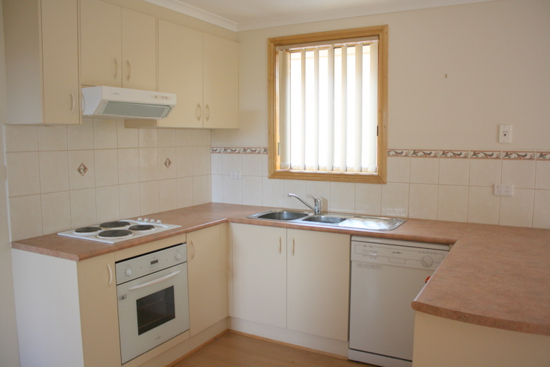 QUALITY UNIT SOLID INVESTMENT ! Picture 3