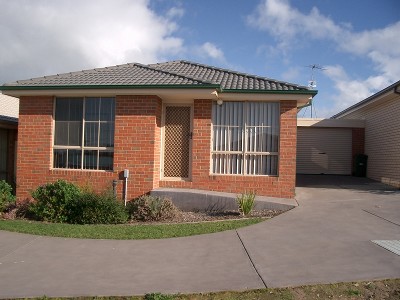 SOMETHING SPECIAL ON LITTLE PRINCES Picture