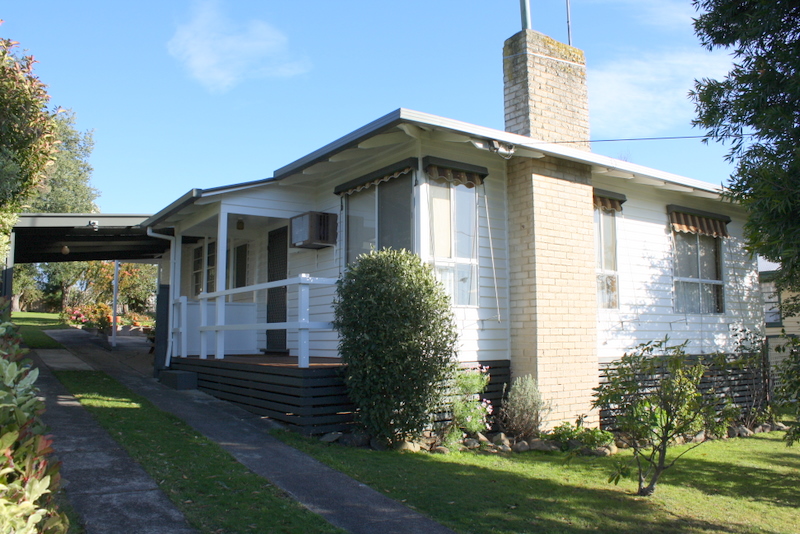 One Not To Be Missed ! Picture 1