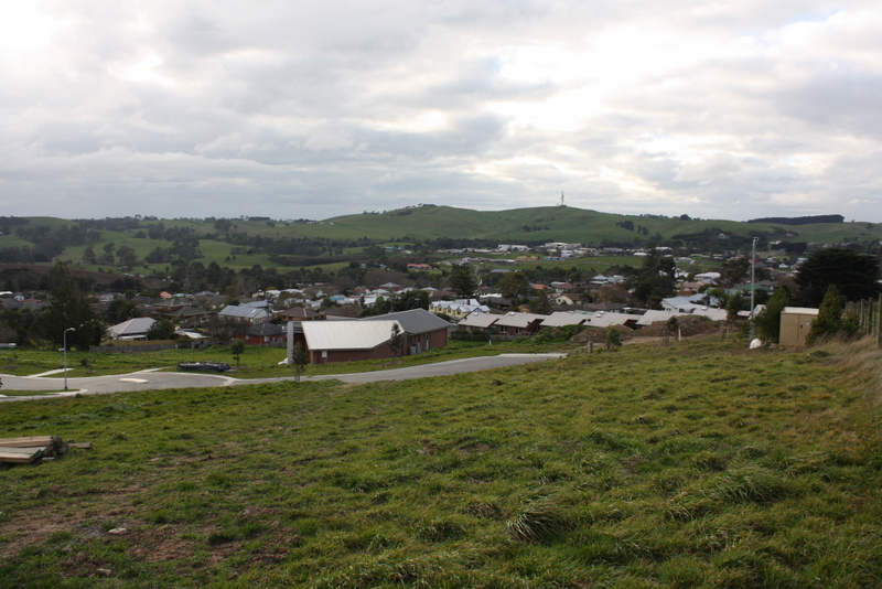 HANNAH RISE KORUMBURRA Picture 1