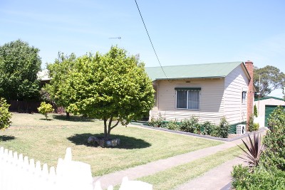 Ideal for the First Home Buyer or Investor. Picture