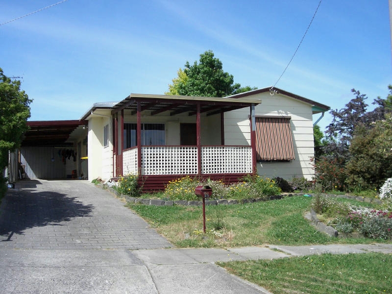 4 Bedroom Family Home Picture 1