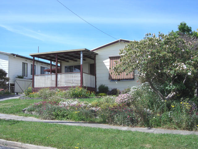 4 Bedroom Family Home Picture 2