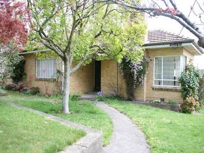 THE ADDRESSS EVERYBODY WANTS Picture