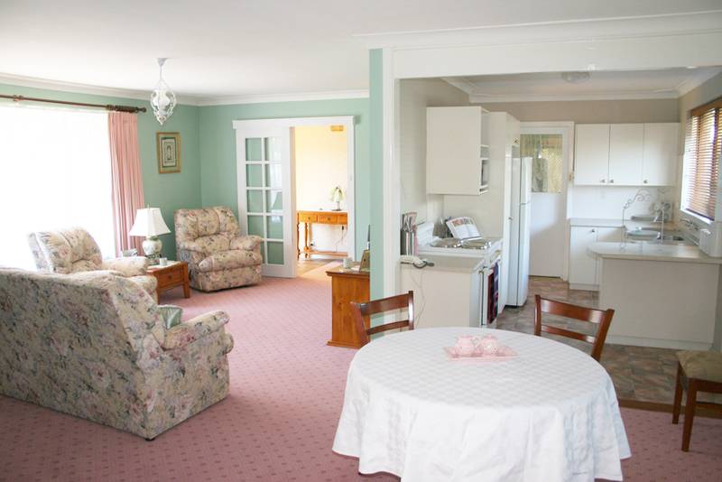 1 Carramar Avenue, Orange Picture 2