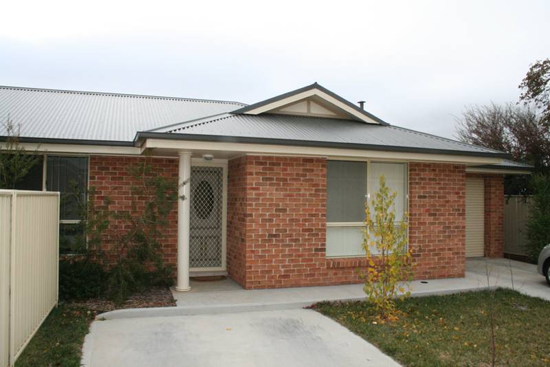 4/125 Anson Street Picture 1