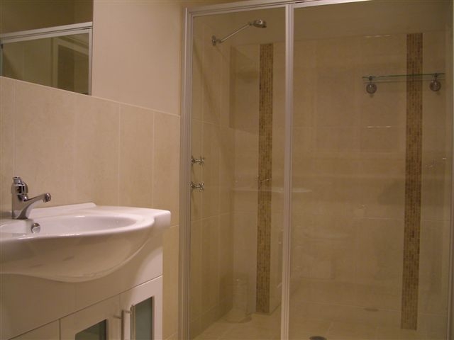 132a Warrendine Street Picture 2