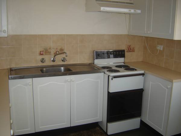 Have a Taste for quiet country Living? Picture 3