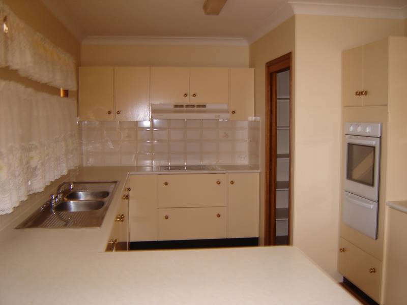 QUIET VILLAGE LIFESTYLE Picture 3